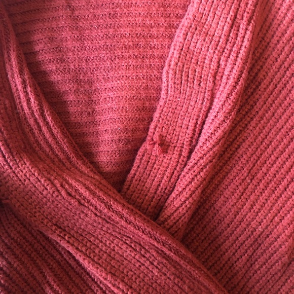 Knit Wrap Sweater (M) 💗 - Picture 5 of 5